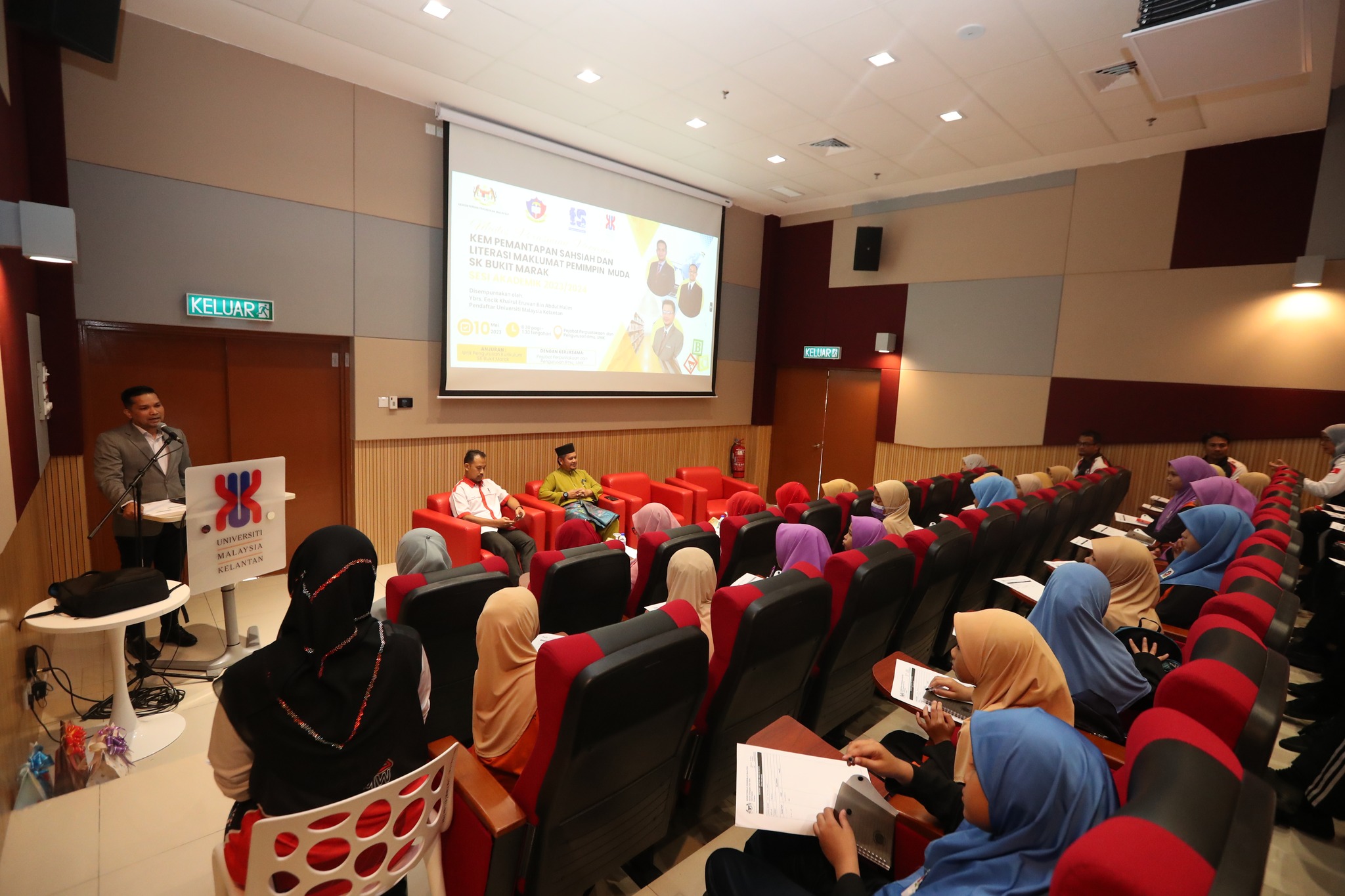 Kem Pemantapan Sahsiah dan Literasi maklumat Pemimpin Muda SK Bukit Marak dengan kerjasama PPI UMK Bachok