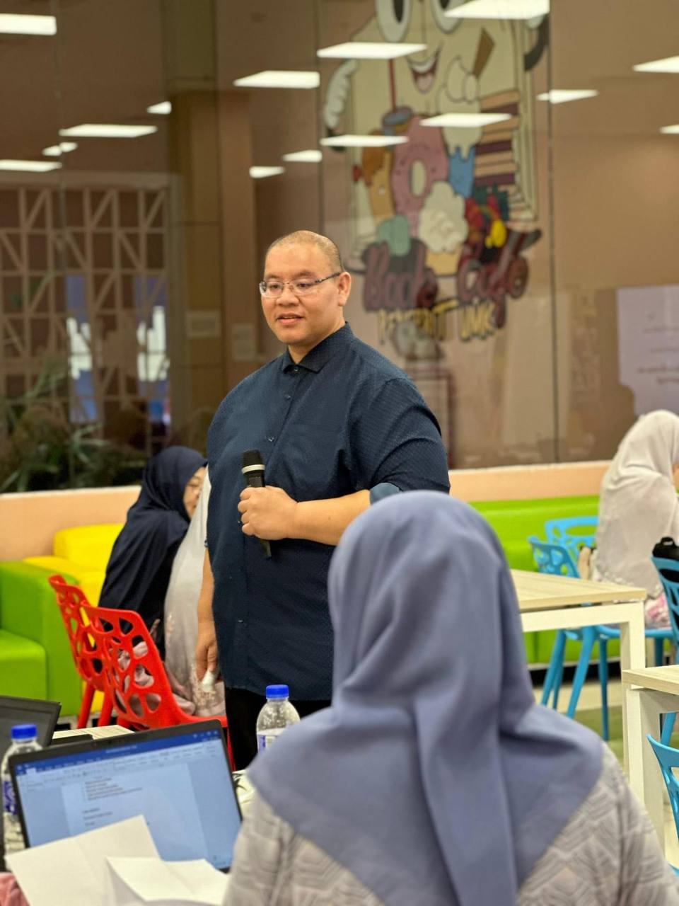PROJEK BENGKEL MENULIS KISAH HIDUP DAN PENULISAN POPULAR 