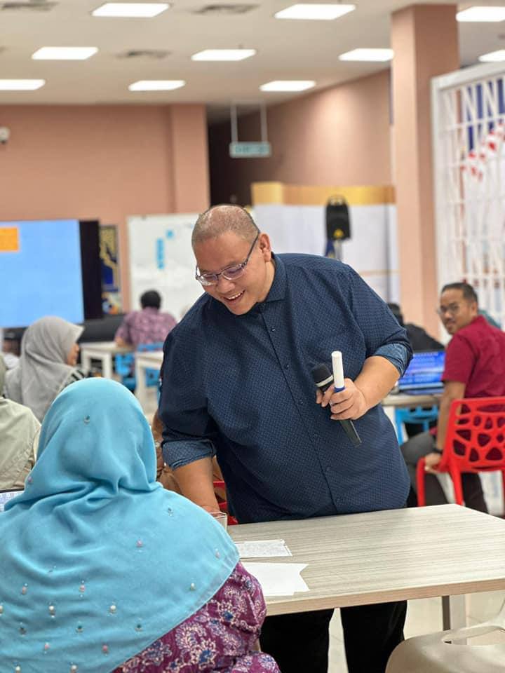 PROJEK BENGKEL MENULIS KISAH HIDUP DAN PENULISAN POPULAR 